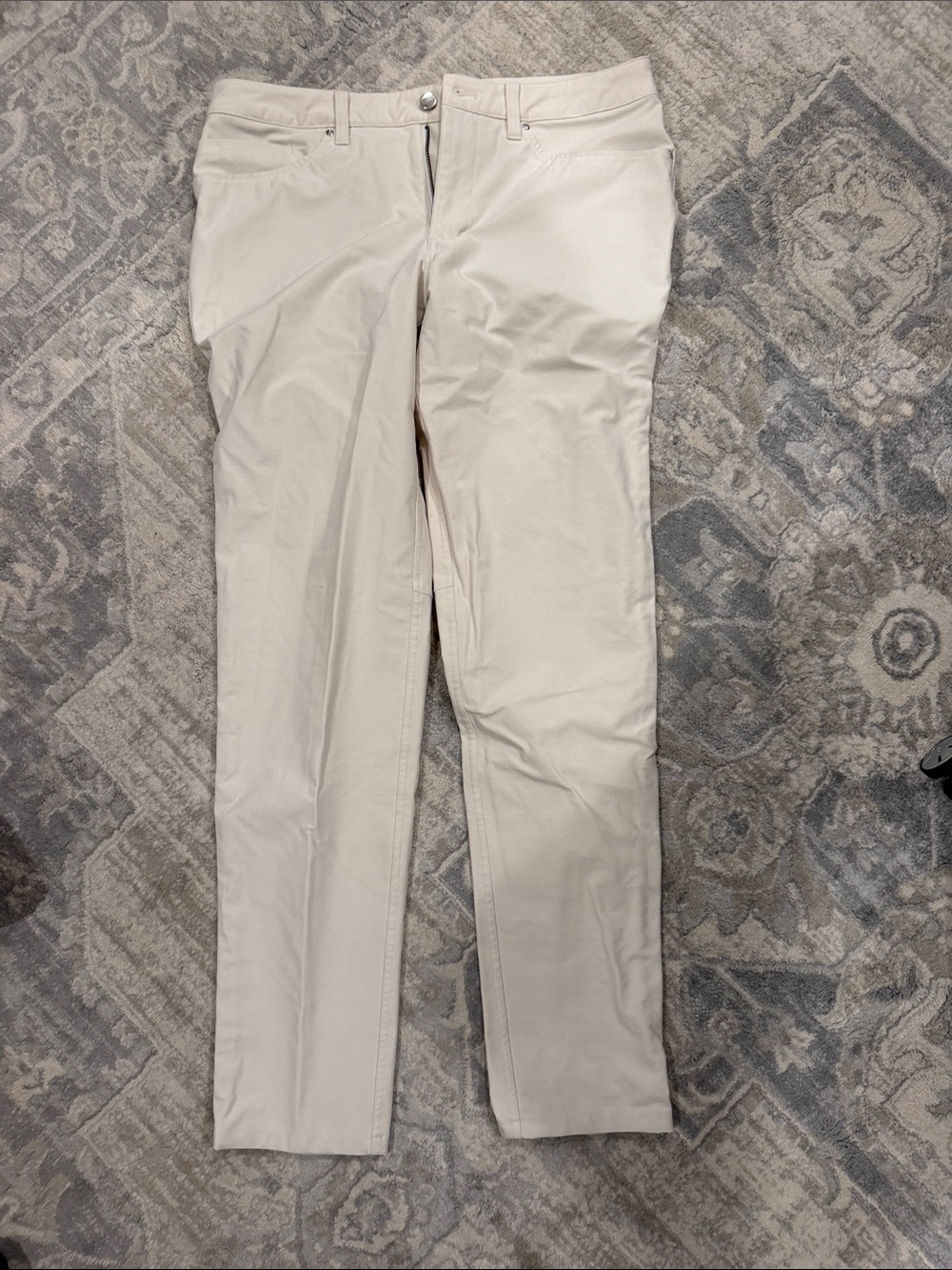 lululemon athletica Men's Slim Chinos in Light Beige